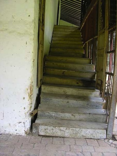 entrancestair